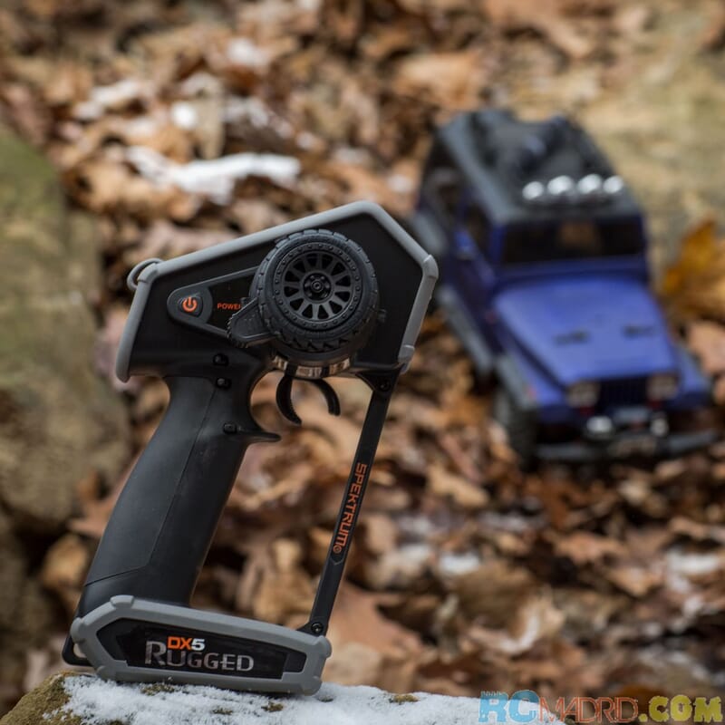 DX5 Rugged DSMR TX con SR515 DX5 Rugged DSMR TX con SR515