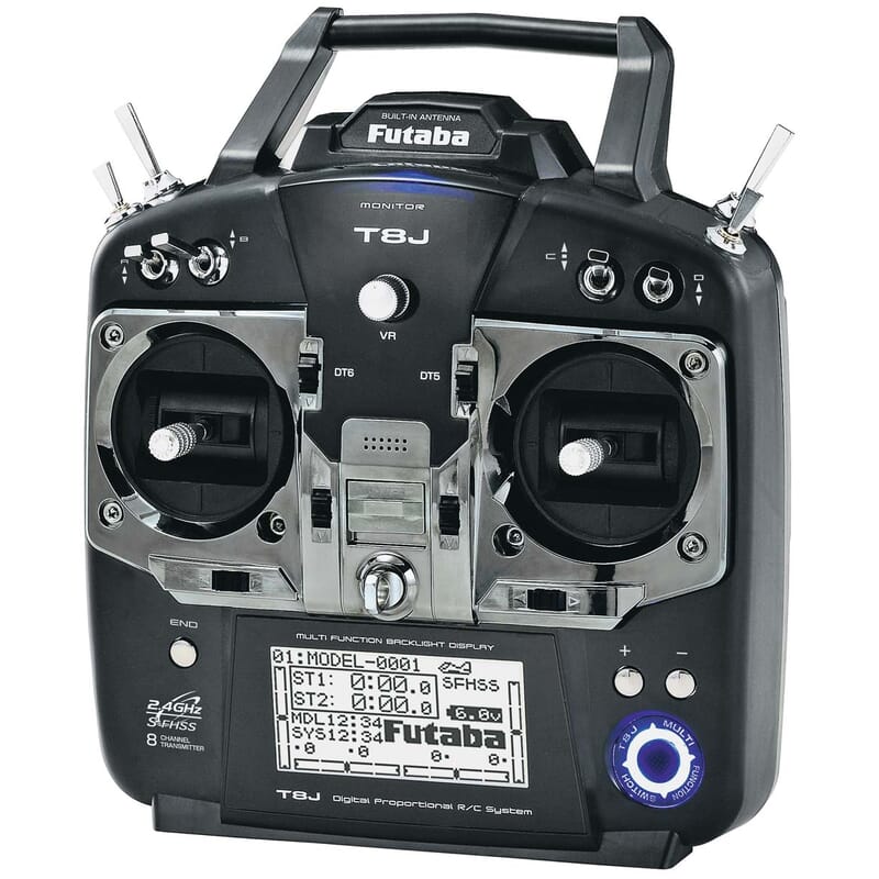 Futaba 8J (S-FHSS 2,4 GHz) Futaba 8J (S-FHSS 2,4 GHz)