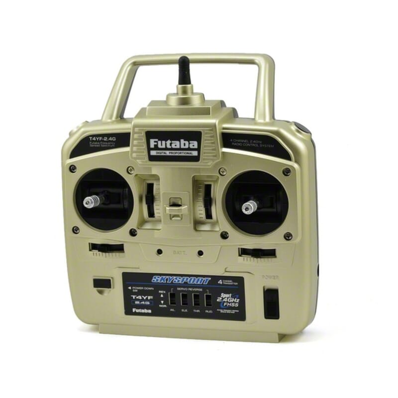 Futaba 4YF SkySport (FHSS 2,4GHz) Futaba 4YF SkySport (FHSS 2,4GHz)